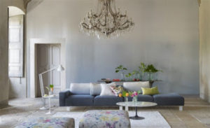 designers-guild-marquisette-wallpaper-saraille-sevres-1-720x439