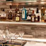 Bar detailed stone shelf white